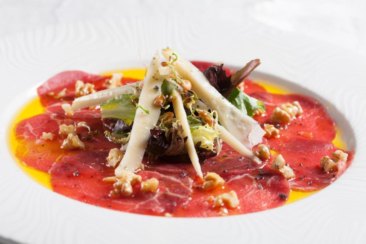 Hostal Restaurant Roma Cubells Экстерьер фото